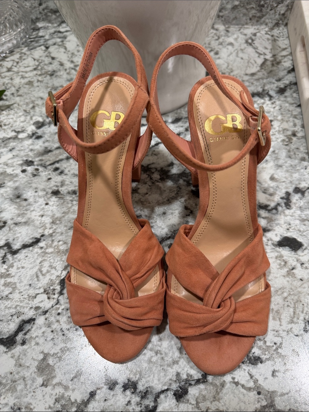 Gianni Bini Knotted Slingback Heels in Rust